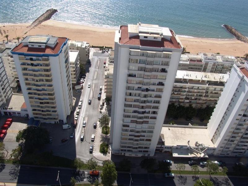 Torres Mira Praia By Garvetur Quarteira Zewnętrze zdjęcie